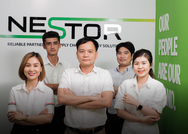 nestor-staff